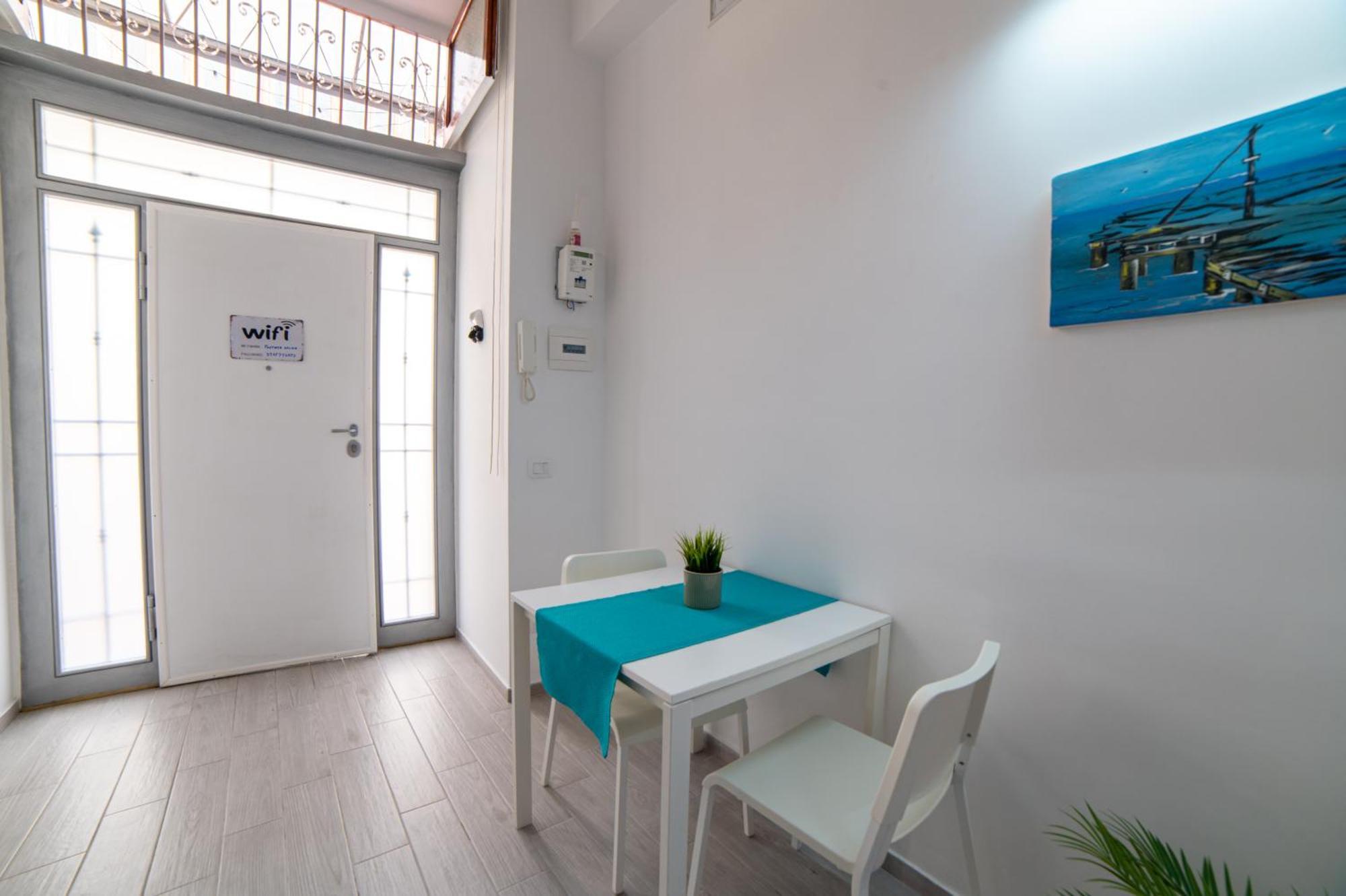 Napoli Centro Casa Vacanza ภายนอก รูปภาพ