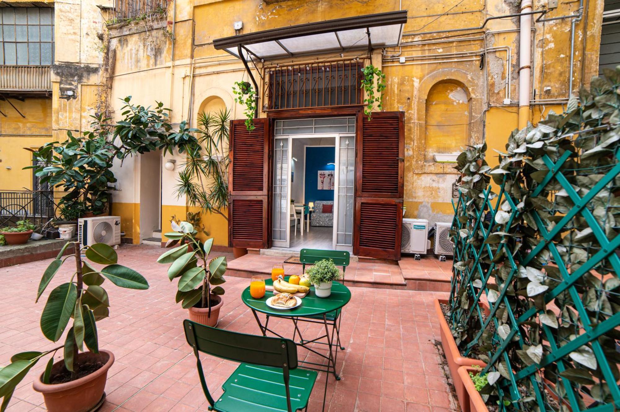 Napoli Centro Casa Vacanza ภายนอก รูปภาพ