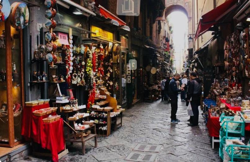 Napoli Centro Casa Vacanza ภายนอก รูปภาพ