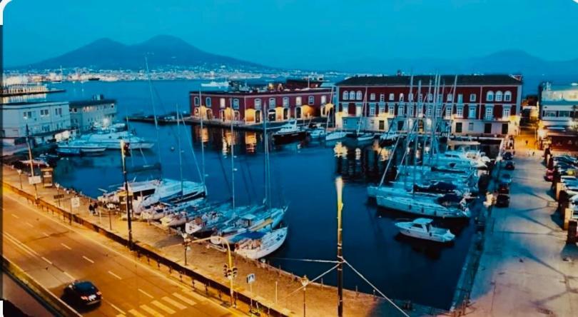 Napoli Centro Casa Vacanza ภายนอก รูปภาพ