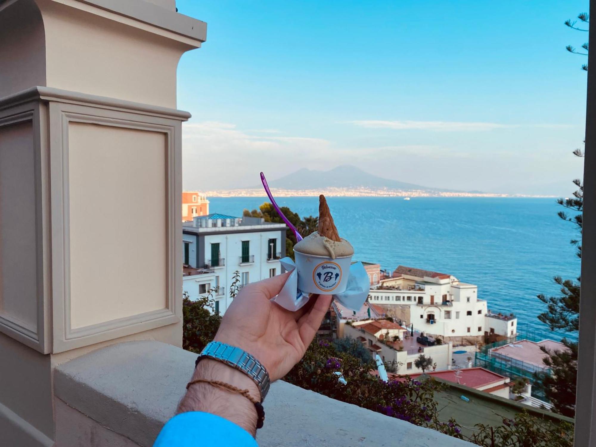 Napoli Centro Casa Vacanza ภายนอก รูปภาพ